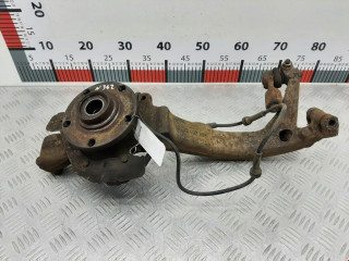 ступица передняя правая Volkswagen Passat B5 1998, 1.6 л., МКПП, универсал, 8D0407258AL