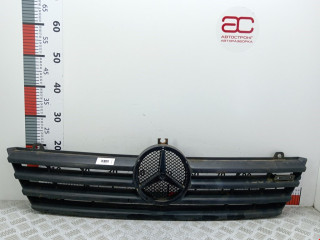 решетка радиатора Mercedes-Benz Sprinter 1 поколение (W901-905) [рестайлинг] 2002, 2.2 л., робот, микроавтобус, A9018800085