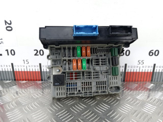 блок предохранителей BMW 2006, 2.0 л., МКПП, хетчбэк 5 дв., 61146978270