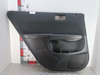 обшивка двери задняя левая Honda Civic 7 поколение 2003, 1.4 л., МКПП, хетчбэк 5 дв.