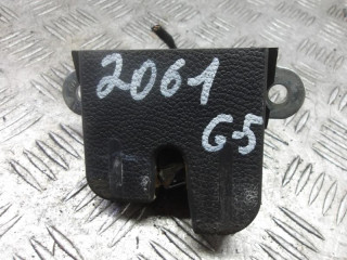 замок багажника Volkswagen Golf 4 поколение 2004, 1.4 л., МКПП, хетчбэк 5 дв., 1K6827505B