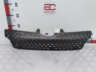 решетка радиатора Toyota Yaris Verso 1 поколение 1999, 1.3 л., МКПП, минивэн, 5311152050