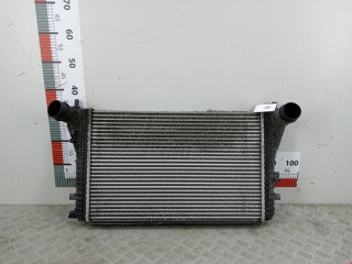 интеркулер Volkswagen Golf 6 поколение 2010, 1.6 л., МКПП, хетчбэк 5 дв., 1K0145803CG
