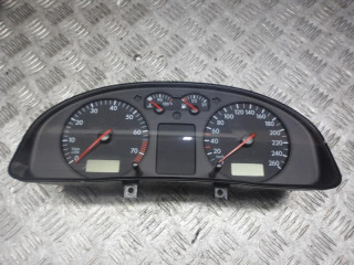 щиток приборов (приборная панель) Volkswagen Passat B5 1999, 1.8 л., МКПП, седан, 3B0919881F