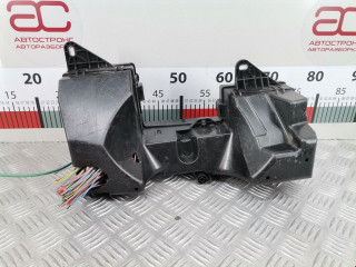 блок предохранителей Jaguar XF X250 2008, 2.7 л., АКПП, седан, C2Z13686