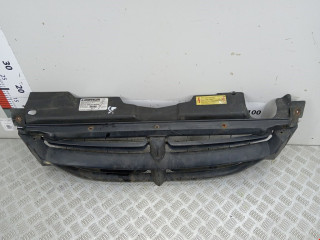 решетка радиатора Chrysler Voyager 3 поколение 1998, 2.0 л., МКПП, минивэн, 04576955