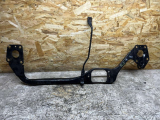 балка под радиатор Audi A4 B5 1999, 8D0805851