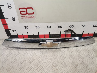 ручка крышки багажника Chevrolet Equinox 2 поколение 2012, 2.4 л., АКПП, внедорожник 5 дв., 84048500