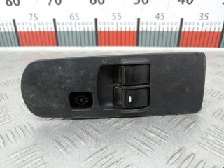 блок управления стеклоподъемниками Mitsubishi Colt 6 поколение (Z20/Z30) 2005, 1.5 л., МКПП, хетчбэк 5 дв., MR587959