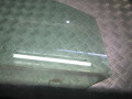 стекло двери передней правой Volkswagen Caddy 3 поколение 2006, 2.0 л., МКПП, минивэн - фото №4