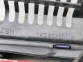 решетка радиатора Volkswagen Golf 5 поколение 2004, 1.9 л., МКПП, хетчбэк 5 дв., 1K0853651A - фото №3