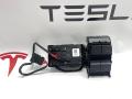 блок управления стеклоподъемниками Tesla Model Y 1 поколение (2020 - 2025), 1081037-02-G - фото №2