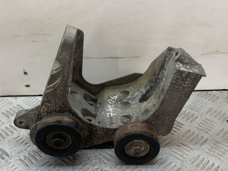 кронштейн генератора Ford Fiesta 5 поколение 2004, 1.3 л., бензин, МКПП, хетчбэк 5 дв.