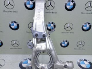 кулак поворотный правый BMW 2024, 3.0 л., бензин, 6876656