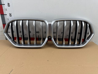 решетка радиатора BMW X6 G06 [рестайлинг] 2023, 3.0 л., B57 D30 B, дизель, carbonschwarz metallic (416), 51135A35D22