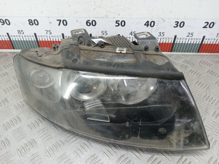 фара правая Audi A4 B6 2004, 4.2 л., АКПП, кабриолет, 8H0941004BB