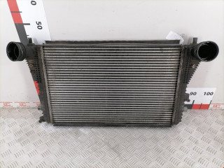 интеркулер Volkswagen Golf 5 поколение 2006, 1.9 л., МКПП, хетчбэк 5 дв., 1K0145803CD