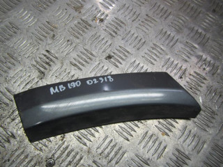 молдинг крыла Mercedes-Benz 190 1 поколение 1993, 2.3 л., МКПП, седан, 2016905940