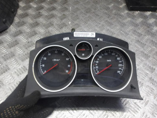 щиток приборов (приборная панель) Opel Astra H 2007, 1.8 л., МКПП, кабриолет, 13225978