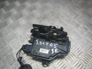 замок двери задней правой Skoda Octavia 1 поколение (A4) [рестайлинг] 2005, 7L0839016