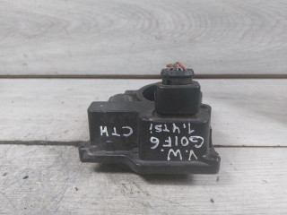 заслонка дроссельная Volkswagen Golf 5 поколение (2003 - 2009), 1.4 л., BLG, бензин, 03C128063A, A2C53104475, 03C128063B