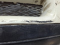 бампер передний Volkswagen Touareg 1 поколение (2002 - 2007), белый, 7L6807217AFGRU, 7L6807217R, 7L6807061L - фото №6
