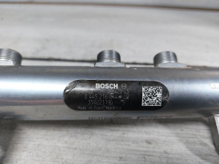 топливная рампа Jeep Grand Cherokee 4 поколение (2010 - 2013), 3.0 л., EXF, дизель, 68148329AA, 0445216044, 35022119G, 0281006209
