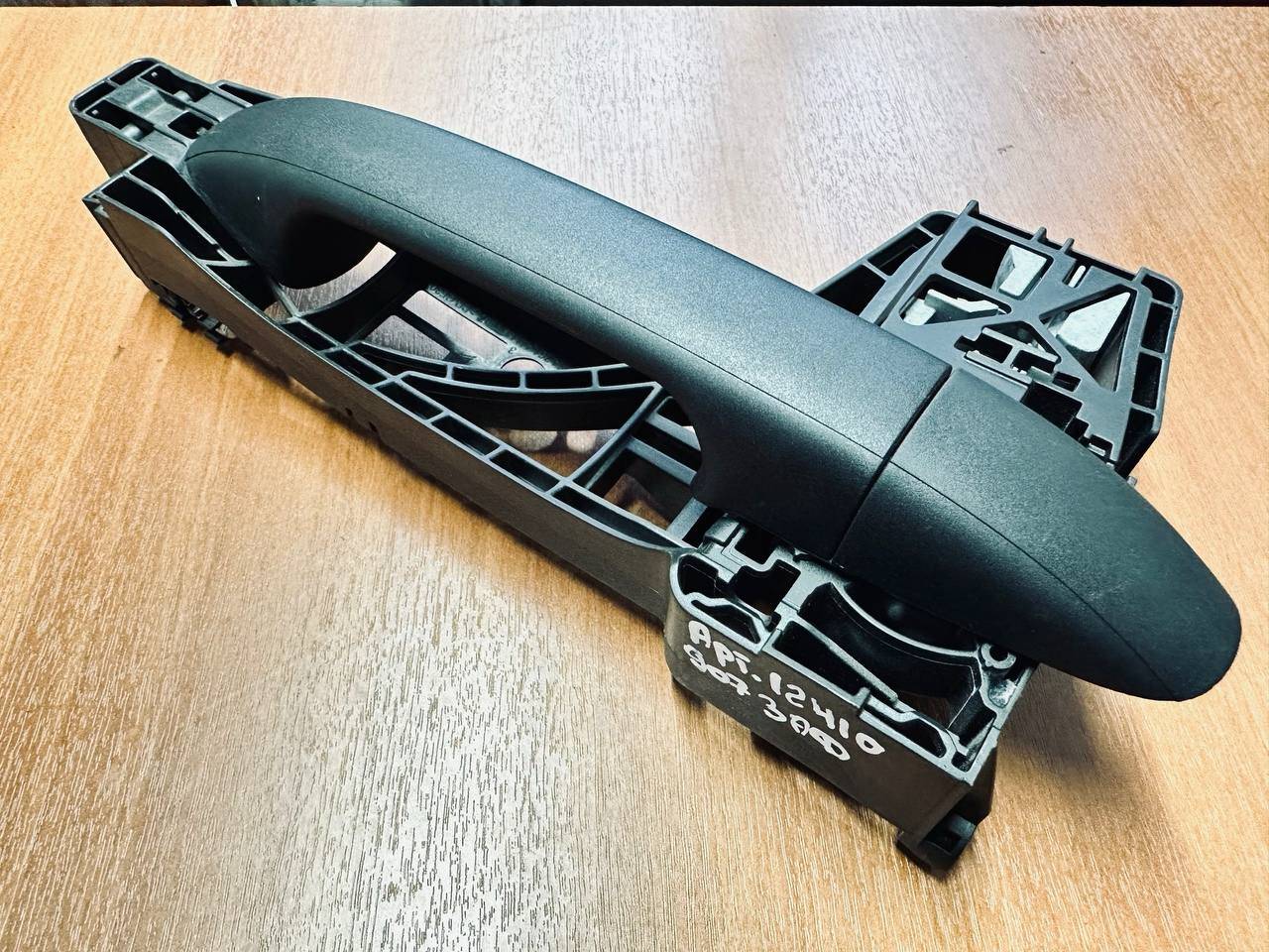 ручка наружная Mercedes-Benz Sprinter W907/W910 (2018 - 2025), A9107606800, A9107603600 - фото №1