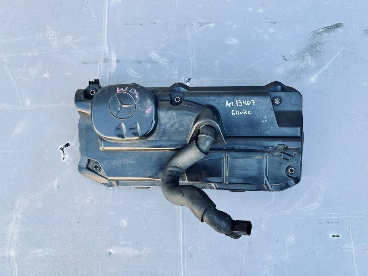 декоративная крышка двигателя Mercedes-Benz Vito W638 (1996 - 2003), 2.2 л., OM 611.980, дизель, A6110161524 - фото №1