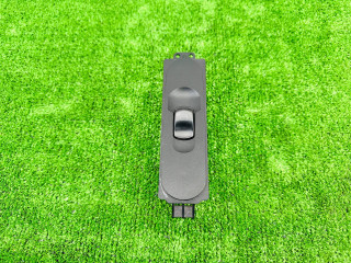 блок управления стеклоподъемниками Mercedes-Benz Sprinter 2 поколение (W906) W906 (2006 - 2014), 2.1 л., OM 646.986, дизель, МКПП, микроавтобус, A9065451913, 9065451913, A9065451913