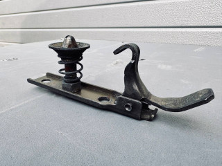 замок капота Mercedes-Benz Sprinter W901-904 (1995 - 2000), 9017500284