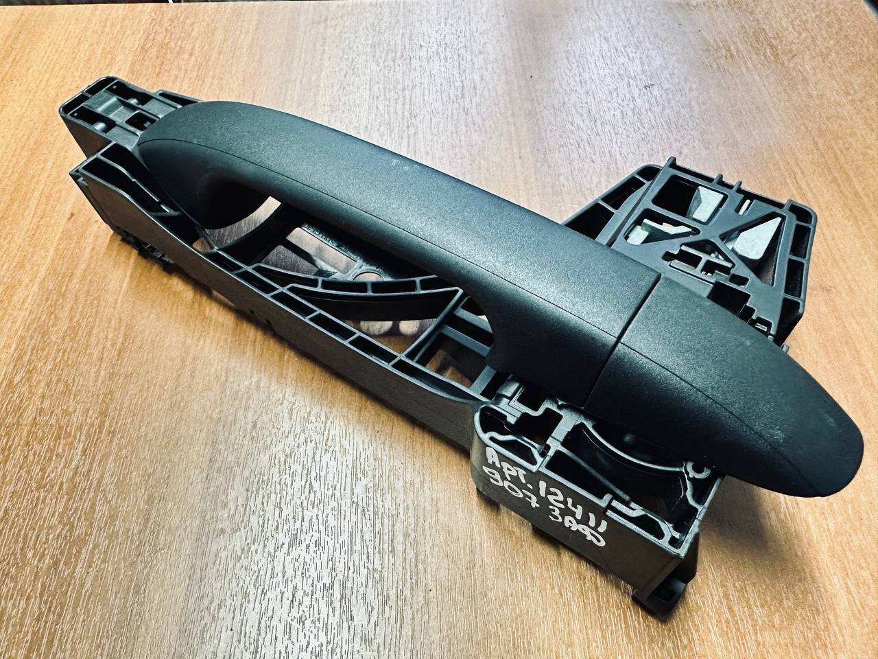 ручка наружная Mercedes-Benz Sprinter W907/W910 (2018 - 2025), A9107606800, A9107603600 - фото №1