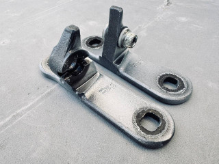 петля двери Mercedes-Benz CLS-Класс C218/X218 (2011 - 2014)