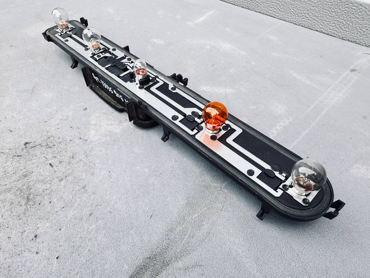 панель заднего фонаря Mercedes-Benz Sprinter 2 поколение (W906) (2006 - 2014), 3917379999 - фото №1