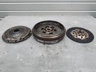 комплект сцепления Volkswagen Transporter T4 (1990 - 2003), 2.5 л., ACV, дизель, 074105264D