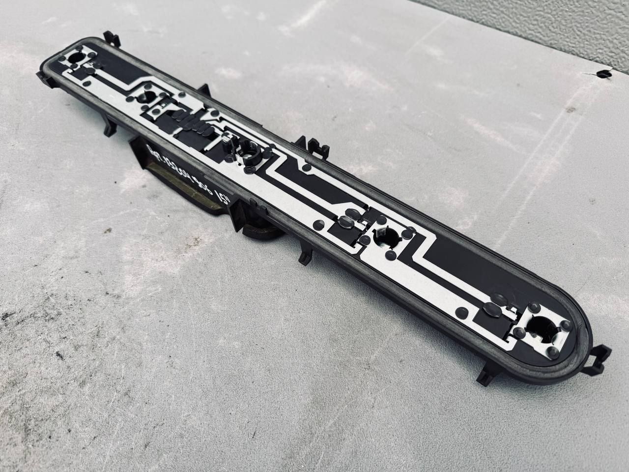 панель заднего фонаря Mercedes-Benz Sprinter 2 поколение (W906) (2006 - 2014), 3917379999 - фото №1