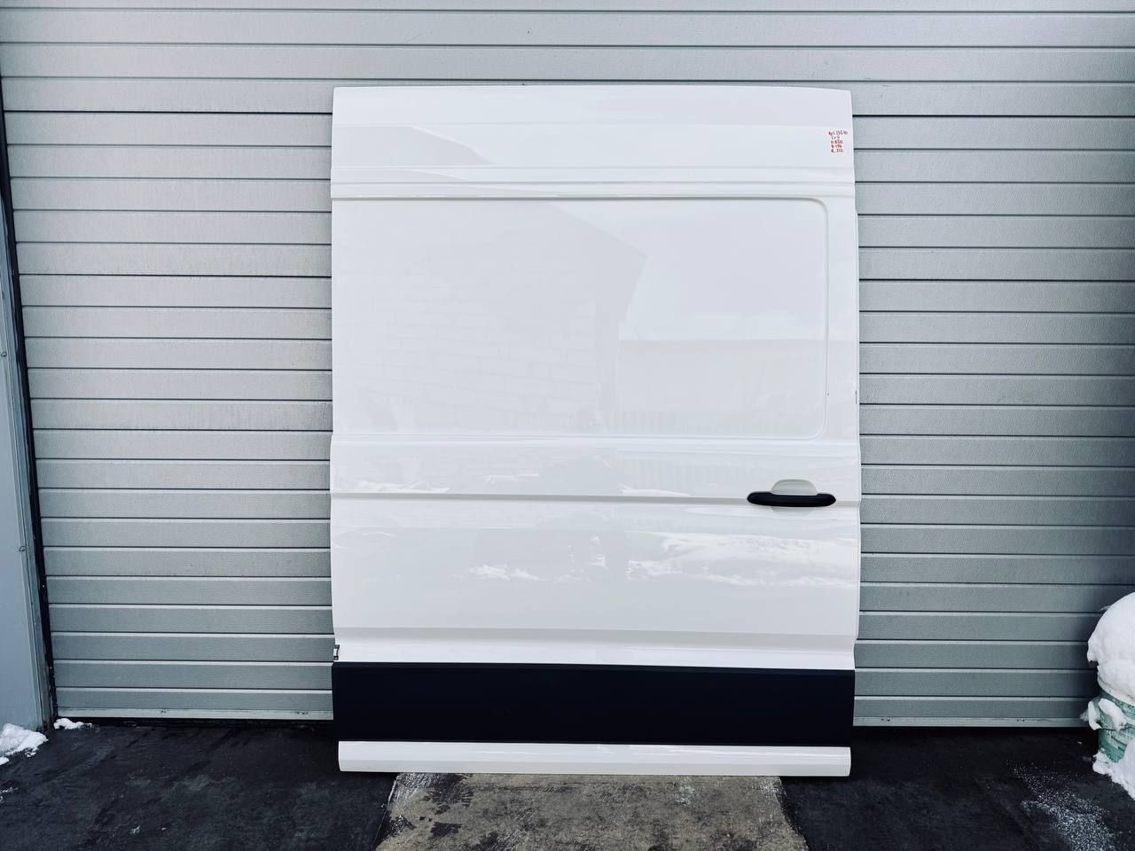 дверь сдвижная Volkswagen Crafter 2 поколение (2016 - 2025) - фото №1