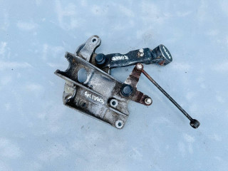 кронштейн (крепление) Mercedes-Benz Sprinter 2 поколение (W906) (2006 - 2014), 8529001201, 8529001220