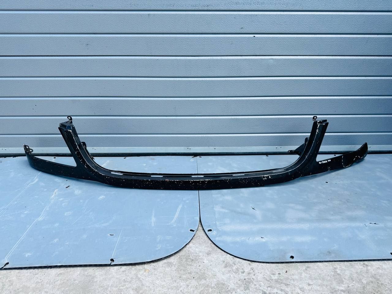 ресничка (ус) фары Mercedes-Benz Sprinter 2 поколение (W906) (2006 - 2014), 9066230119, 9066230019 - фото №1