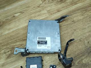 блок управления двигателем Toyota Avensis 2 поколение (T250) [рестайлинг] 2006, 1.6 л., 3ZZ-FE, бензин, МКПП, седан, 89661-05S10, 275100-6930