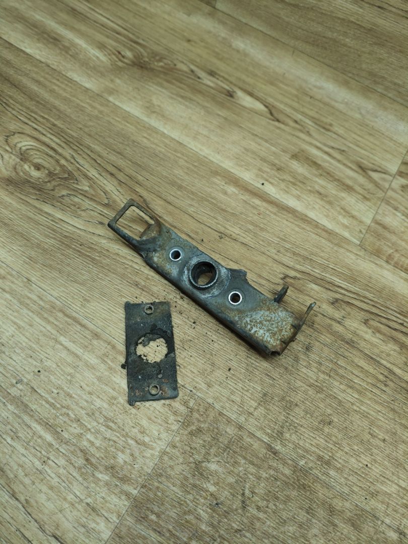 замок капота Mercedes-Benz Vito W639 (2003 - 2010), дизель, МКПП, микроавтобус, A6397500650 - фото №1