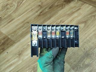 блок предохранителей Volkswagen Transporter T5 2007, 1.9 л., BRS, дизель, МКПП, микроавтобус, 7H0937550A, 7H6970187FD