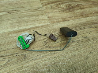 датчик уровня топлива Renault Duster 1 поколение 2012, 2.0 л., F4R 403, бензин, АКПП, внедорожник 5 дв., передний привод, 46900001