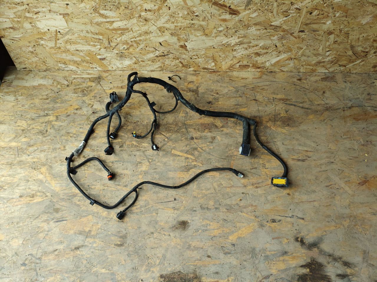 проводка двигателя Lada Vesta 1 поколение 2017, 1.6 л., бензин, МКПП, седан, 8450006984 - фото №1