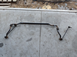 стабилизатор подвески передний Renault Duster 1 поколение 2012, 2.0 л., F4R 403, бензин, АКПП, внедорожник 5 дв., передний привод