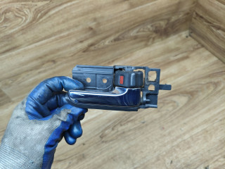 ручка внутренняя задняя правая Toyota Corolla 9 поколение (E120/E130) 2002, 1.4 л., 4ZZ-FE, бензин, МКПП, хетчбэк 5 дв.