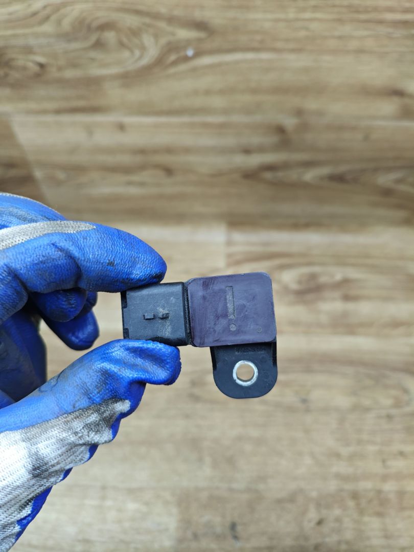 датчик абсолютного давления Peugeot 208 1 поколение 2012, 1.2 л., бензин, МКПП, хетчбэк 3 дв., 9670361980 - фото №1