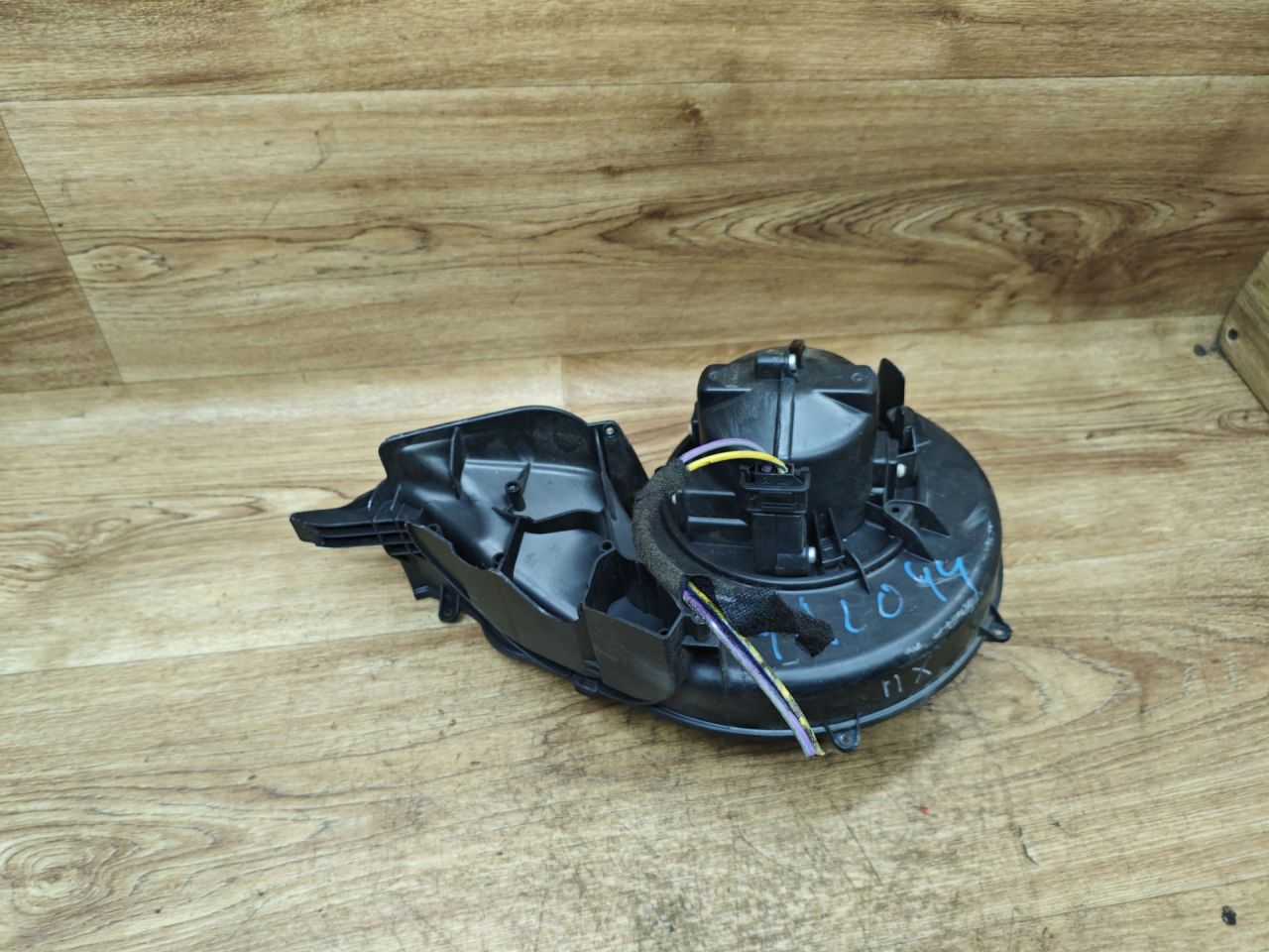 моторчик печки Land Rover Range Rover Evoque L538 2012, 2.2 л., 224DT, дизель, МКПП, внедорожник 5 дв. - фото №1