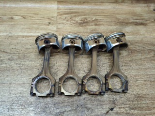 поршень Volkswagen Golf 4 поколение 2002, 1.6 л., BCB, бензин, МКПП, хетчбэк 5 дв.