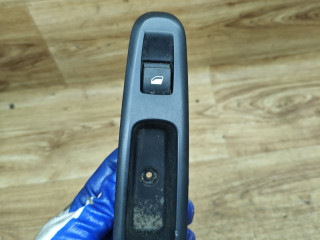 кнопка стеклоподъемника двери задней Peugeot 3008 1 поколение 2011, 1.6 л., дизель, МКПП, внедорожник 5 дв., 96662297XT